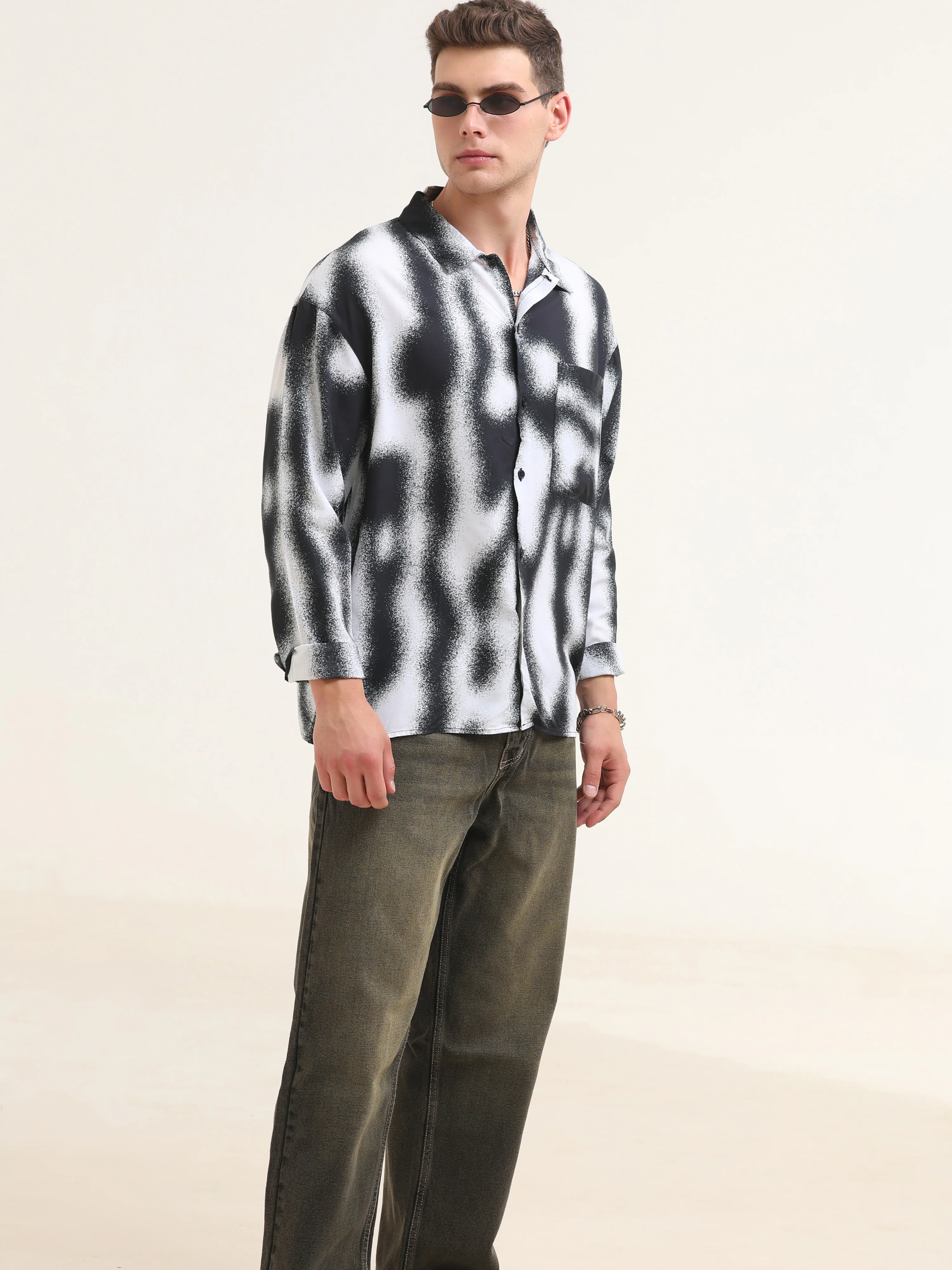 Tezee Baggy Printed Shirt- Black - Image 6