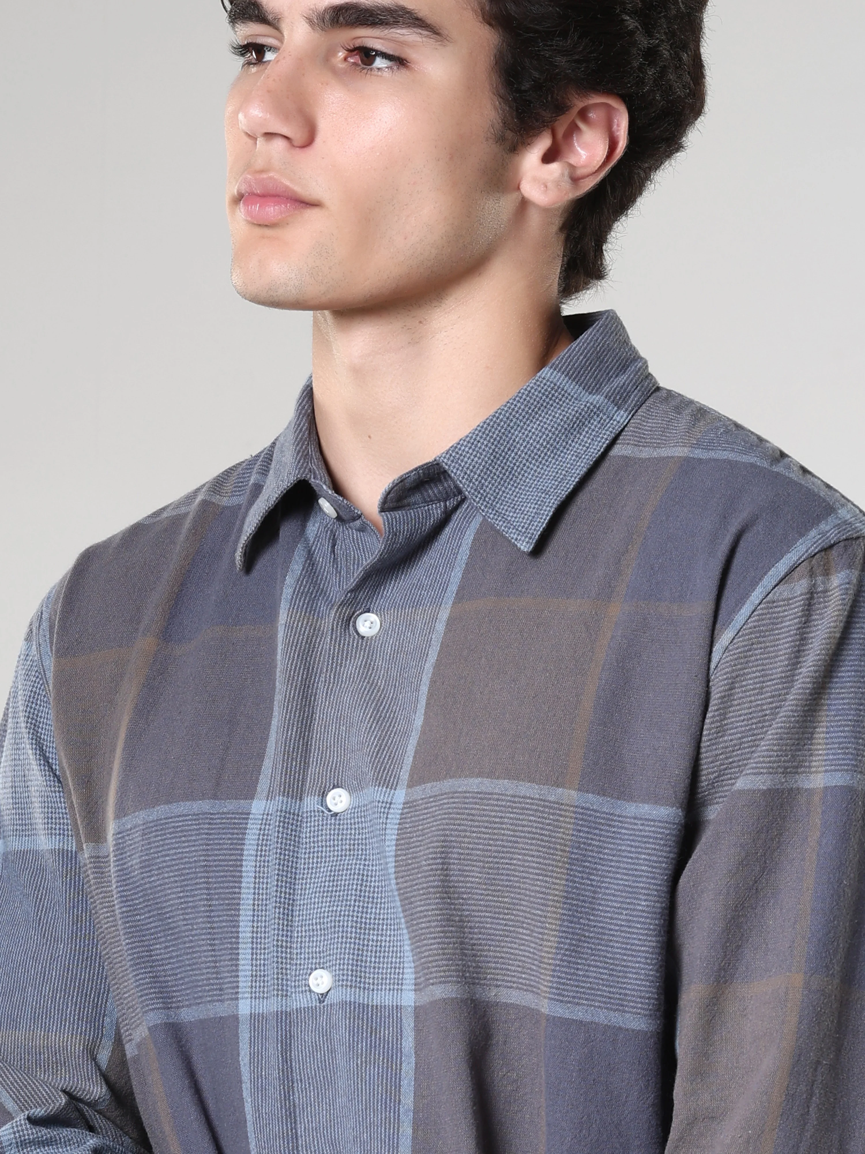 Axel - Checkered Regular Shirt - Cement - Image 6