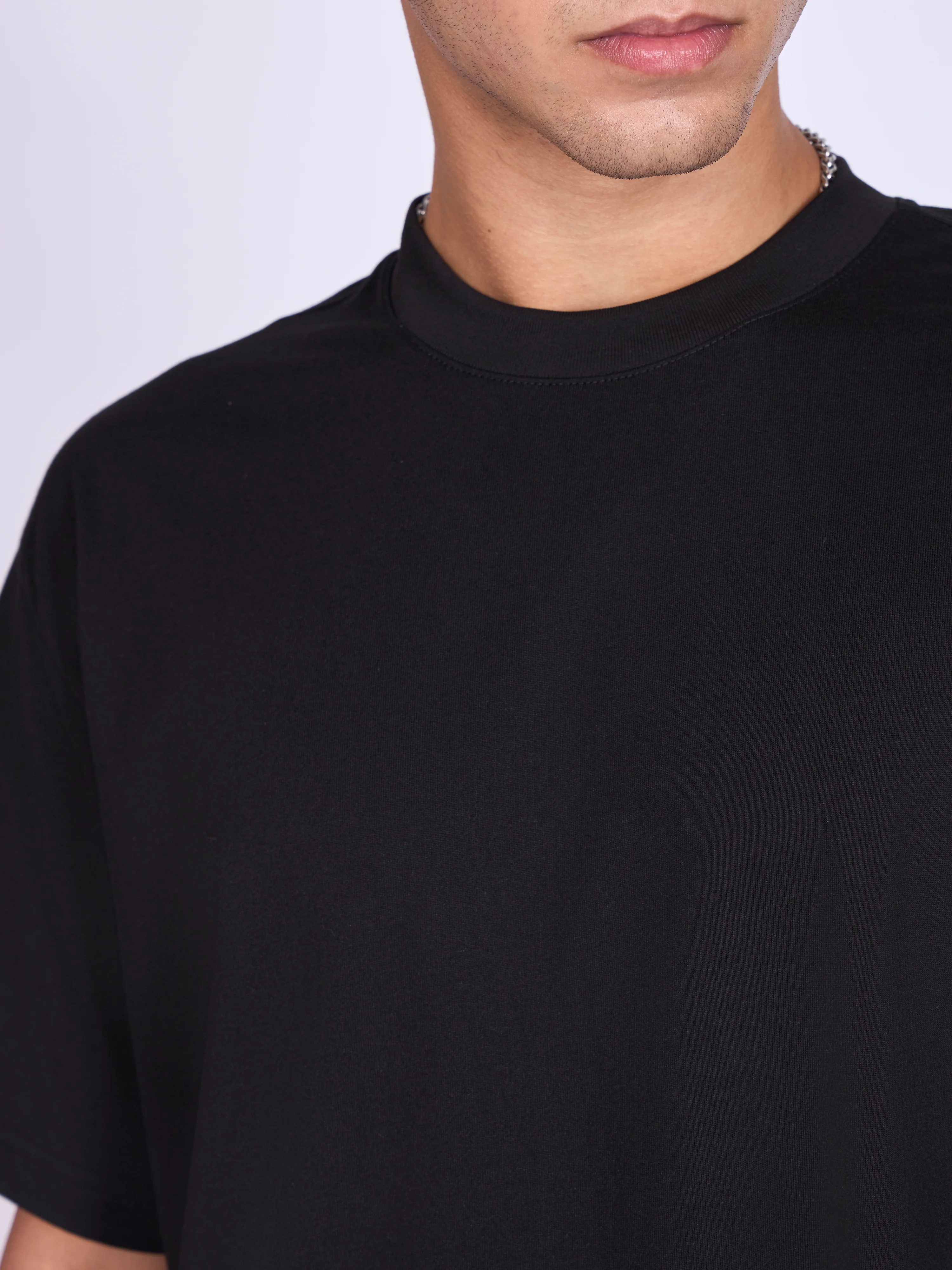 Ever - Baggy Plain T-Shirt - Black - Image 3