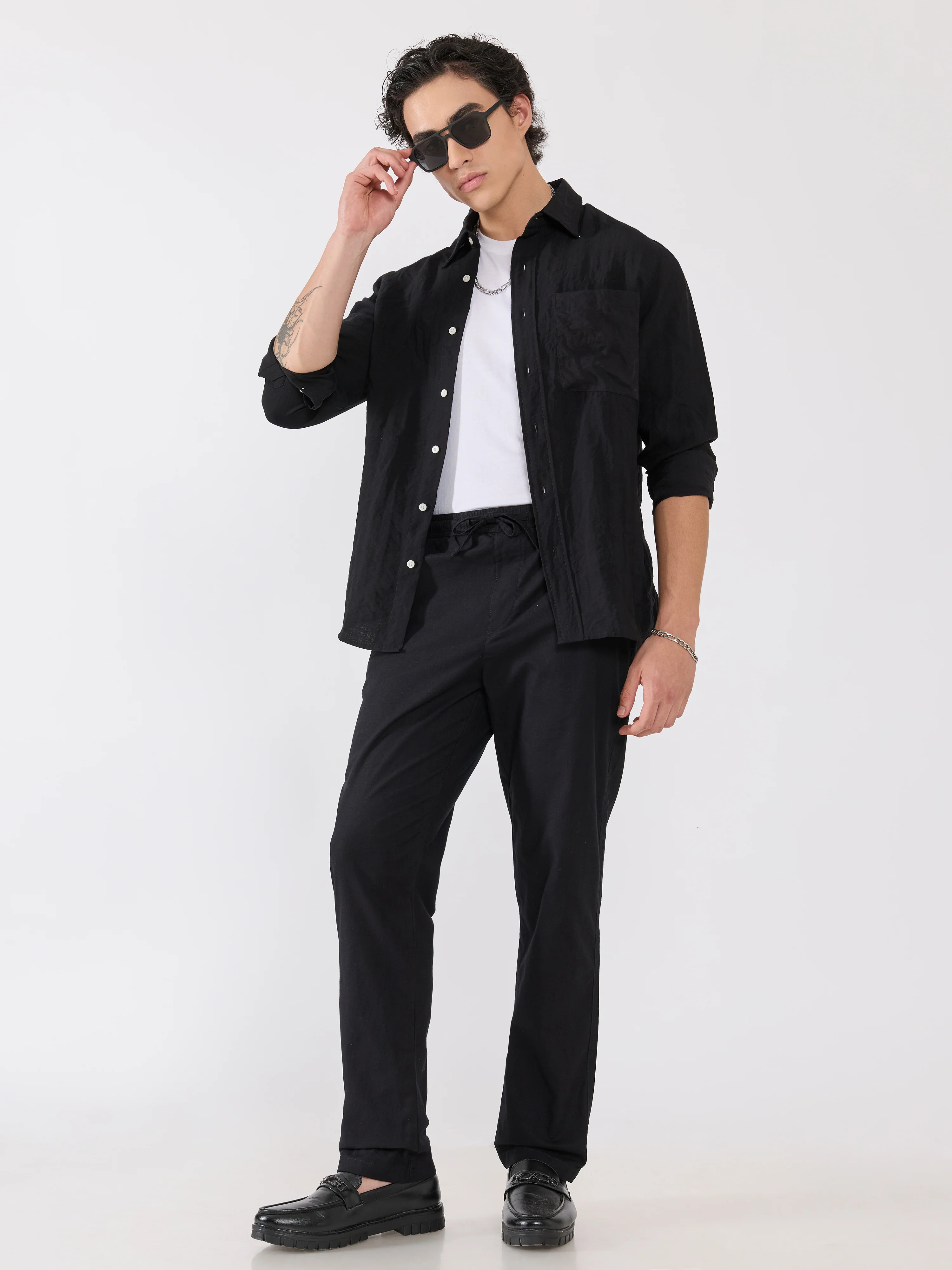 Grantham - Relaxed Fit Joggers - Black - Image 3