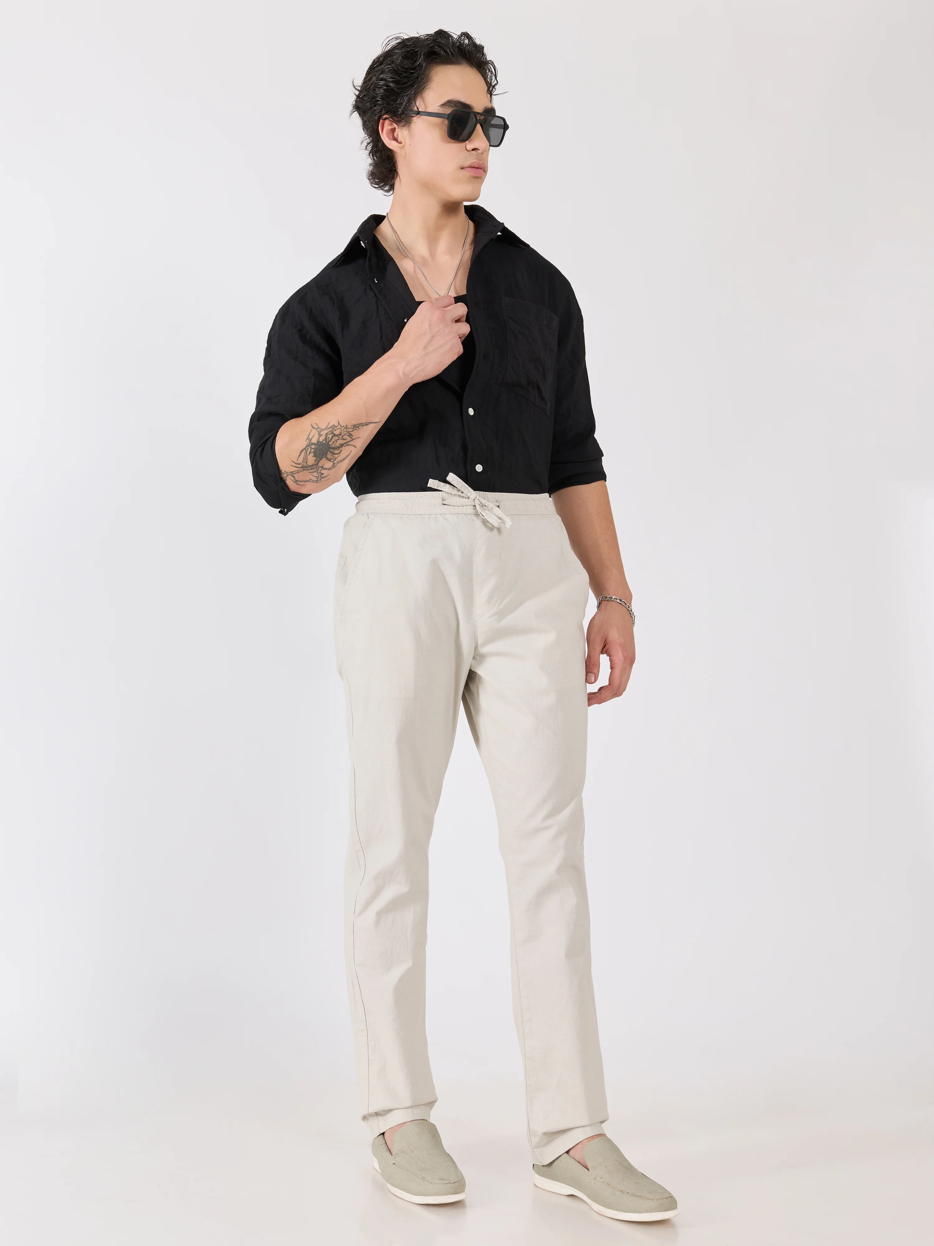 Grantham - Relaxed Fit Joggers - Light Grey - Image 2
