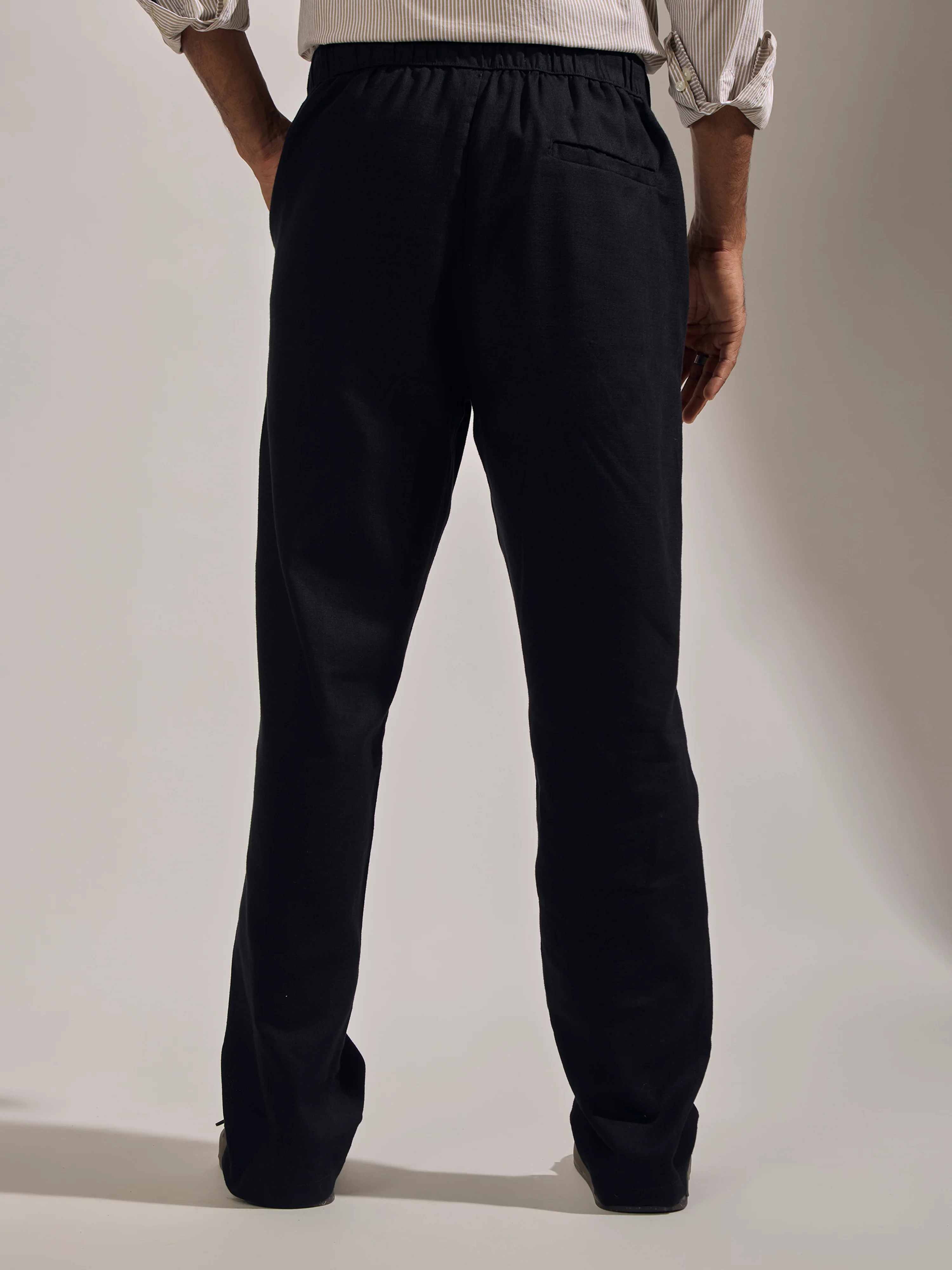 Gwynetha - Loose Fit Linen Joggers - Black - Image 5
