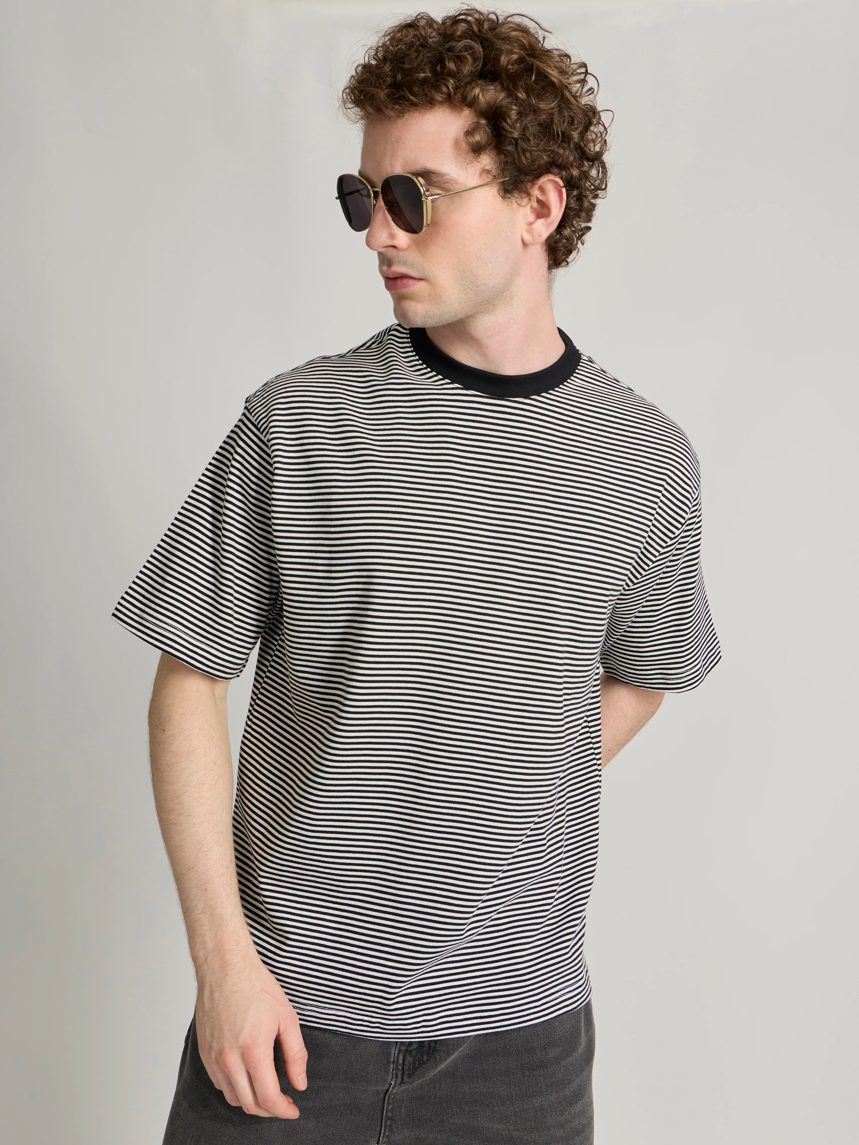 Ionathan - Striped Crew T-Shirt - Black - Image 4
