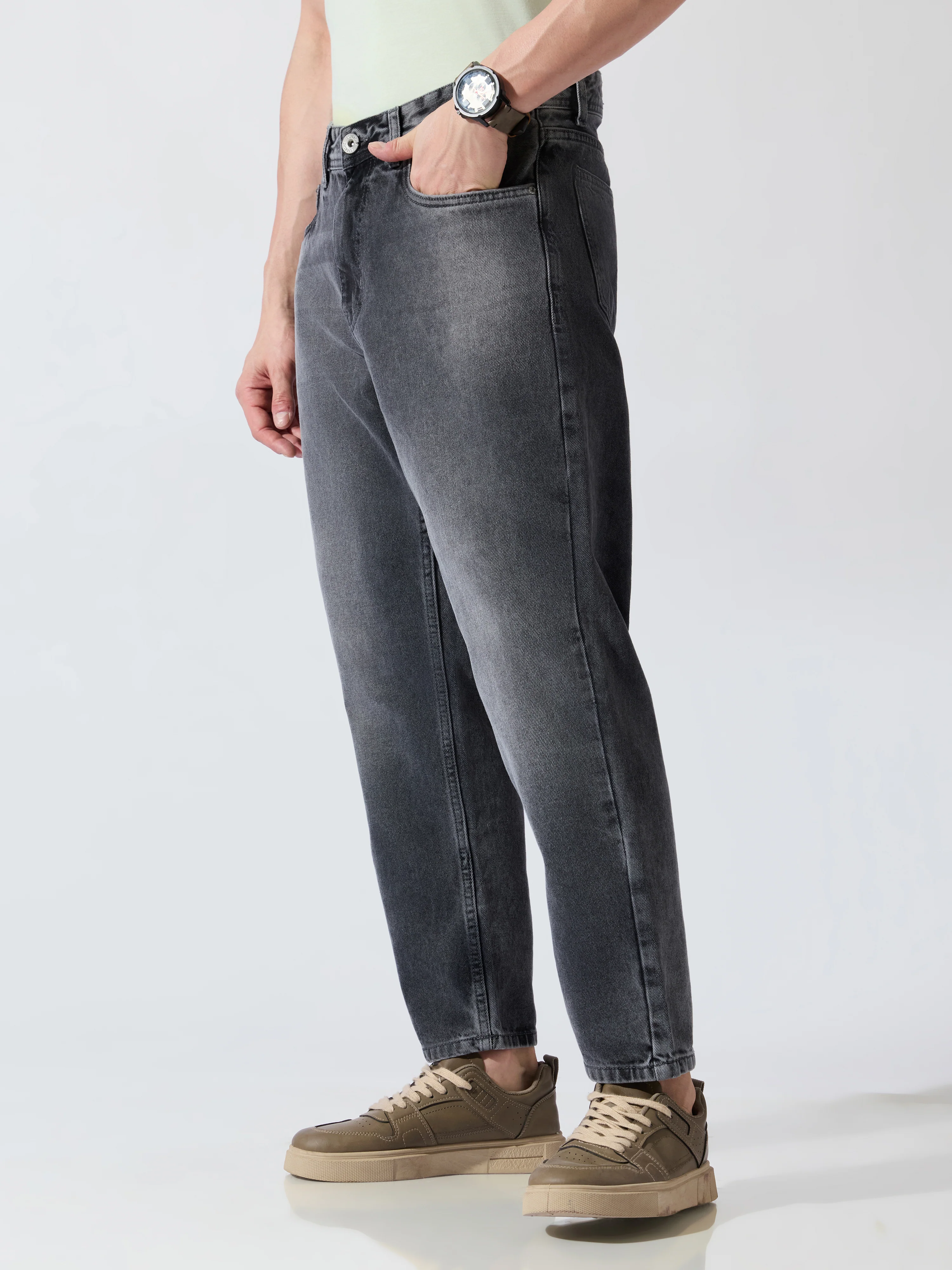 Lare - Crop Fit Jeans - Black Shade - Image 4