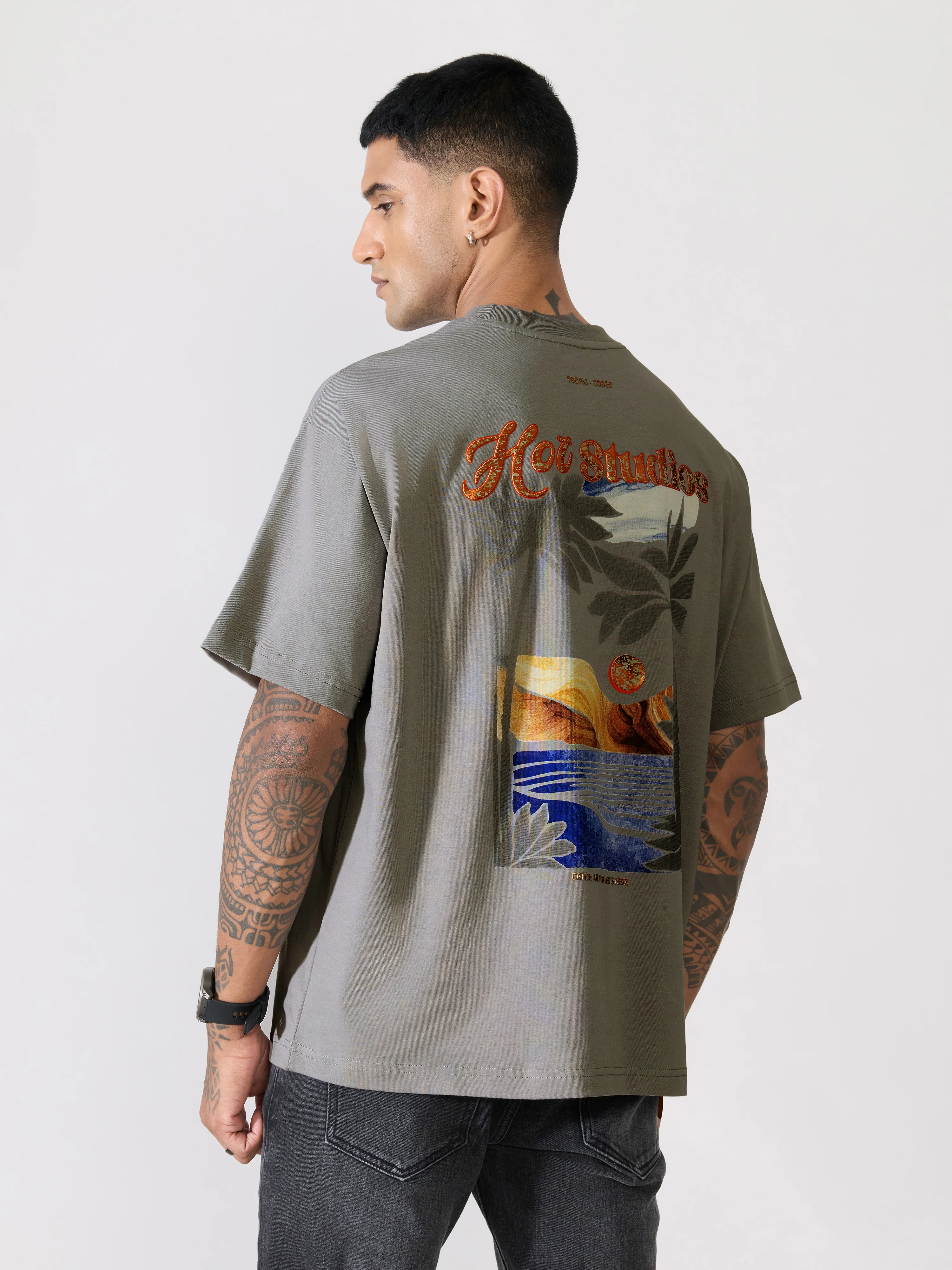 Loveex - Hot Studios Graphic Grey T-Shirt - Image 5