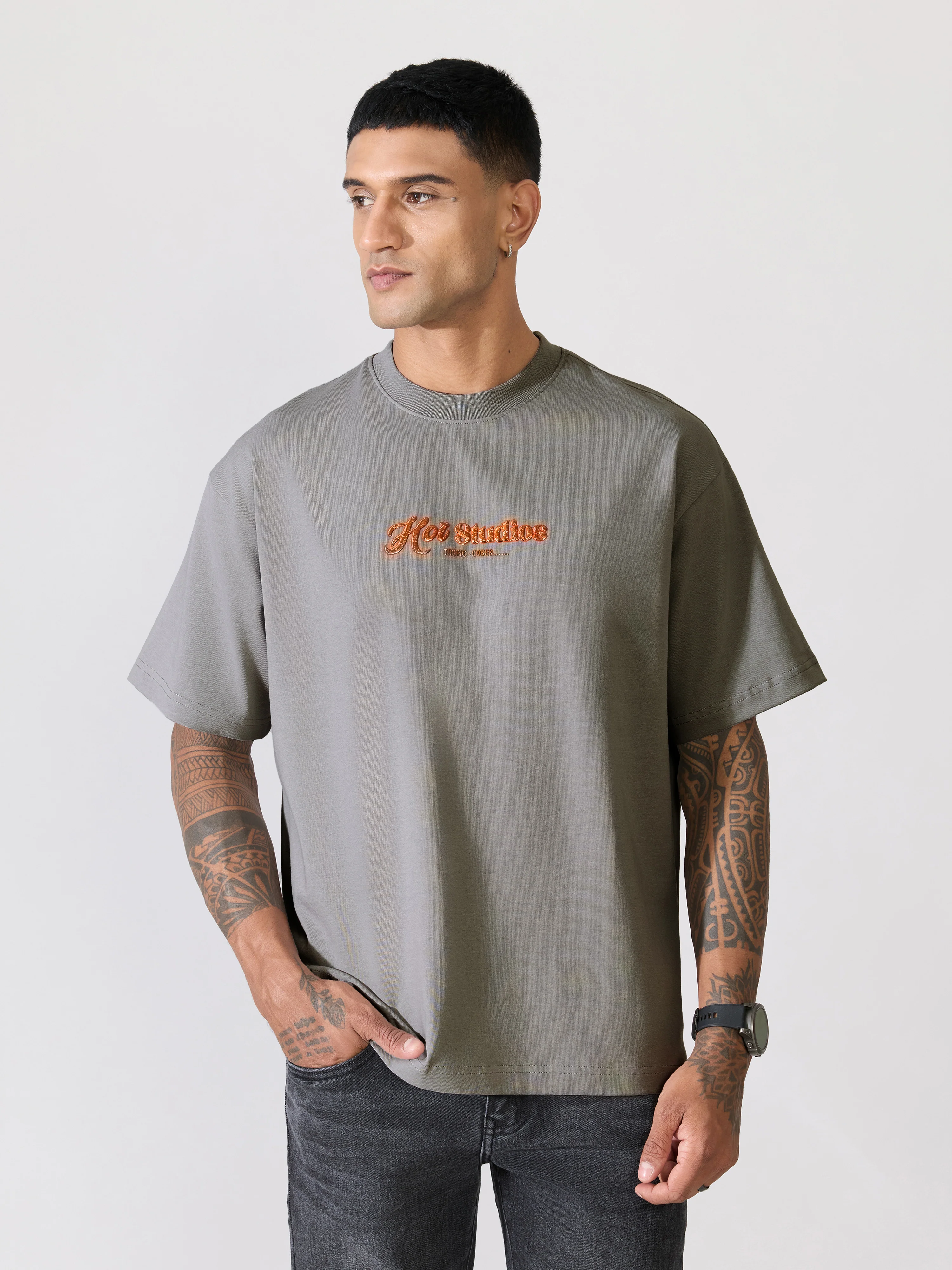 Loveex - Hot Studios Graphic Grey T-Shirt - Image 6