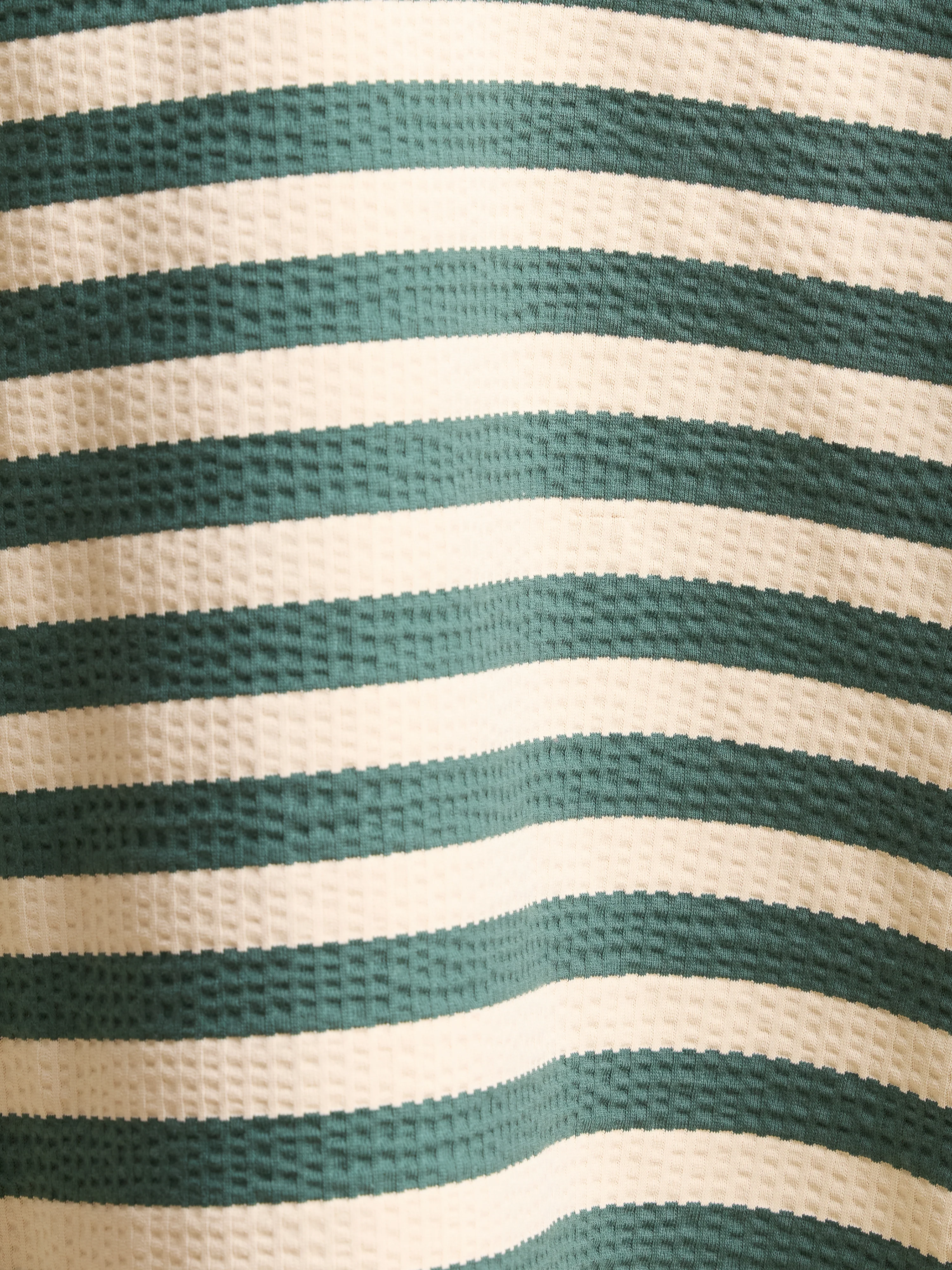 Neliis-1 - Textured Stripe Polo T-Shirt – Green - Image 3