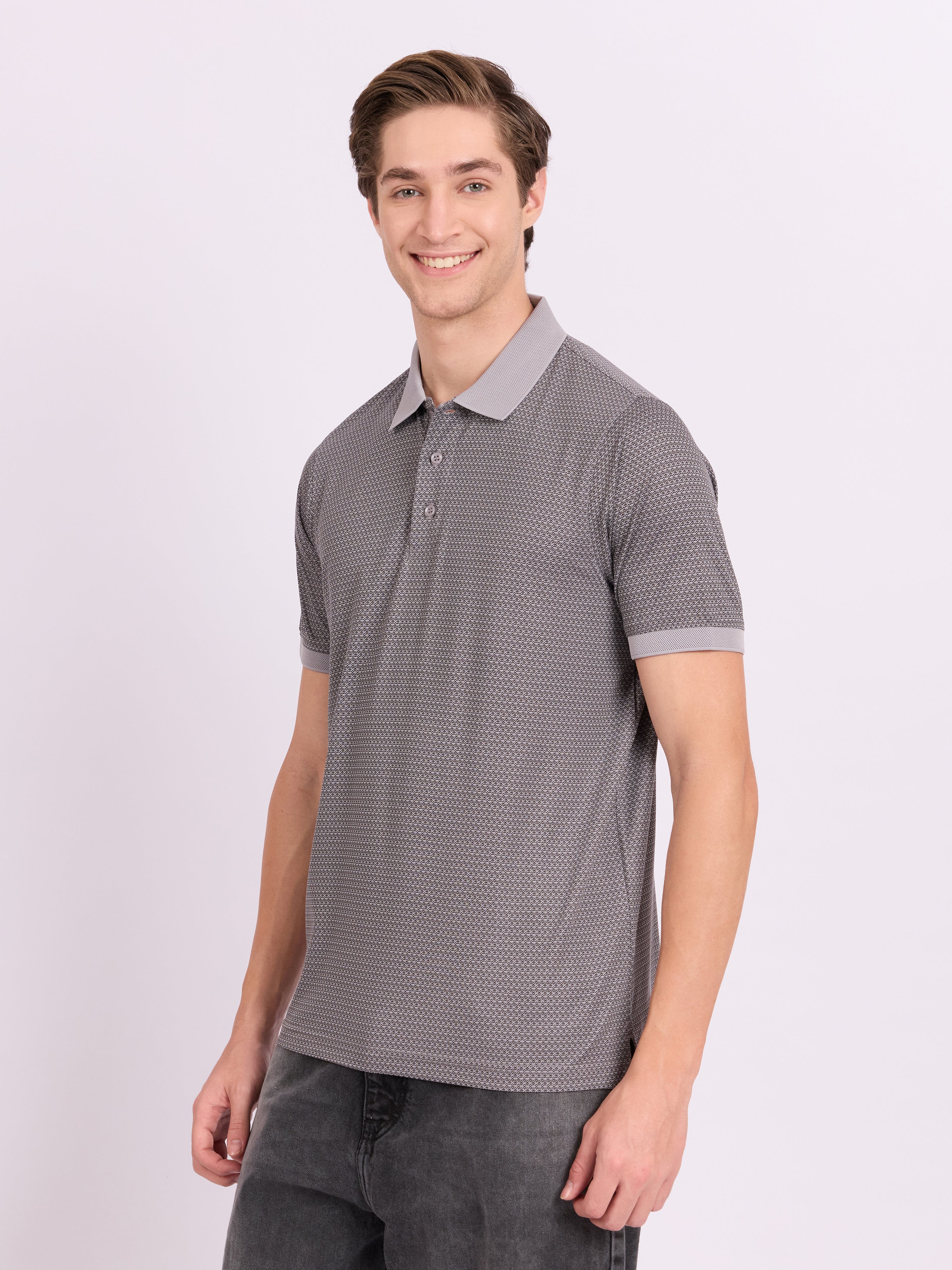 Neliis-2 - Textured Chevron Polo T-Shirt – Grey - Image 5