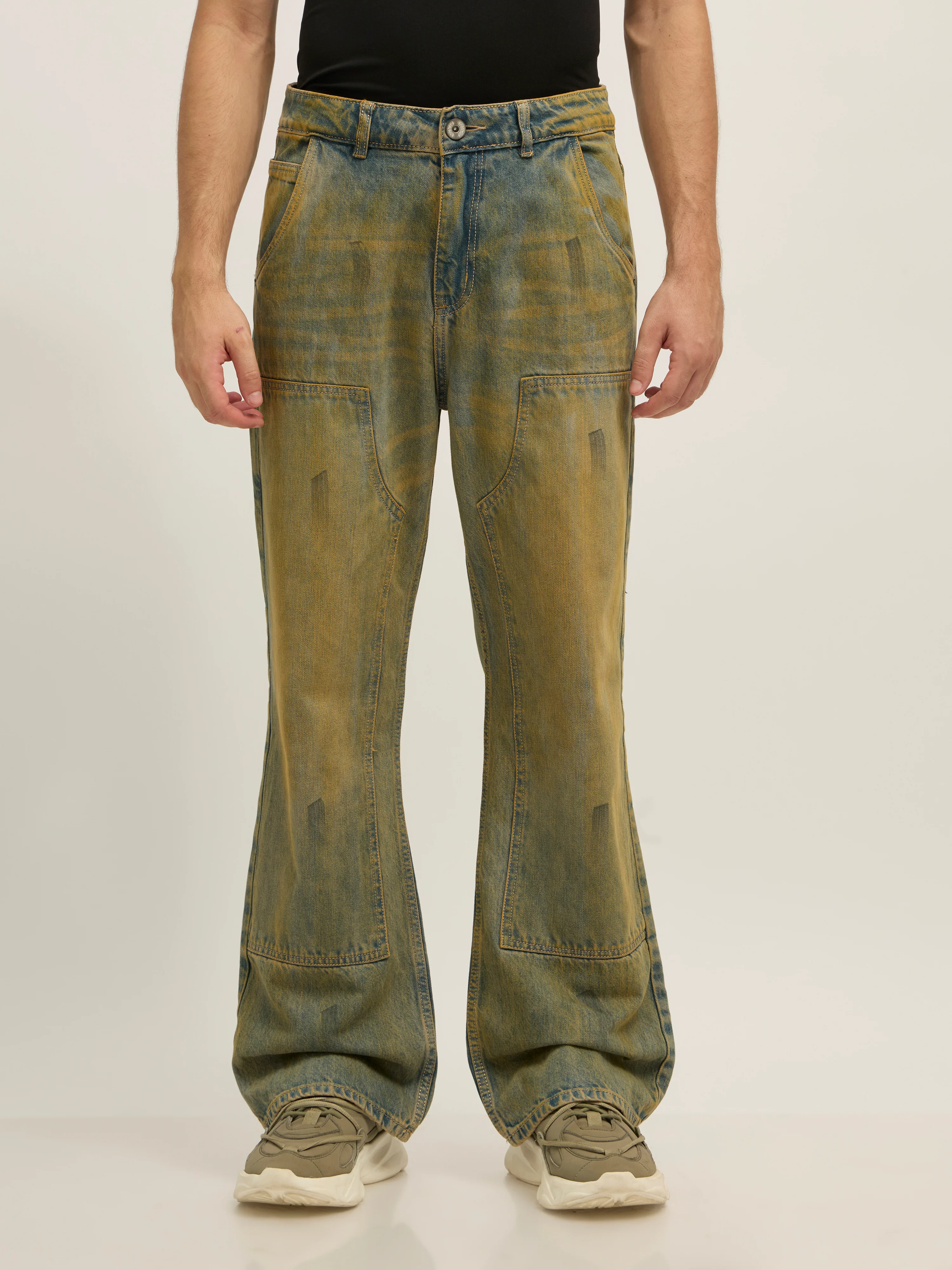 Pascal - Flared Fit Jeans - Blue Shade
