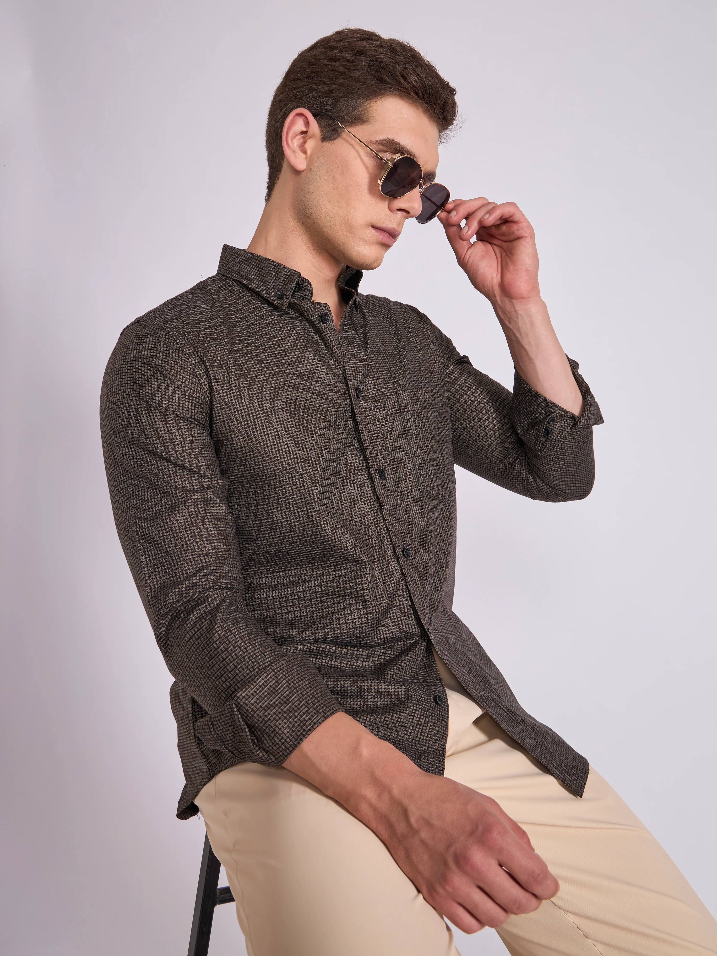 Quint - Micro Houndstooth Shirt - Rich Brown - Image 5