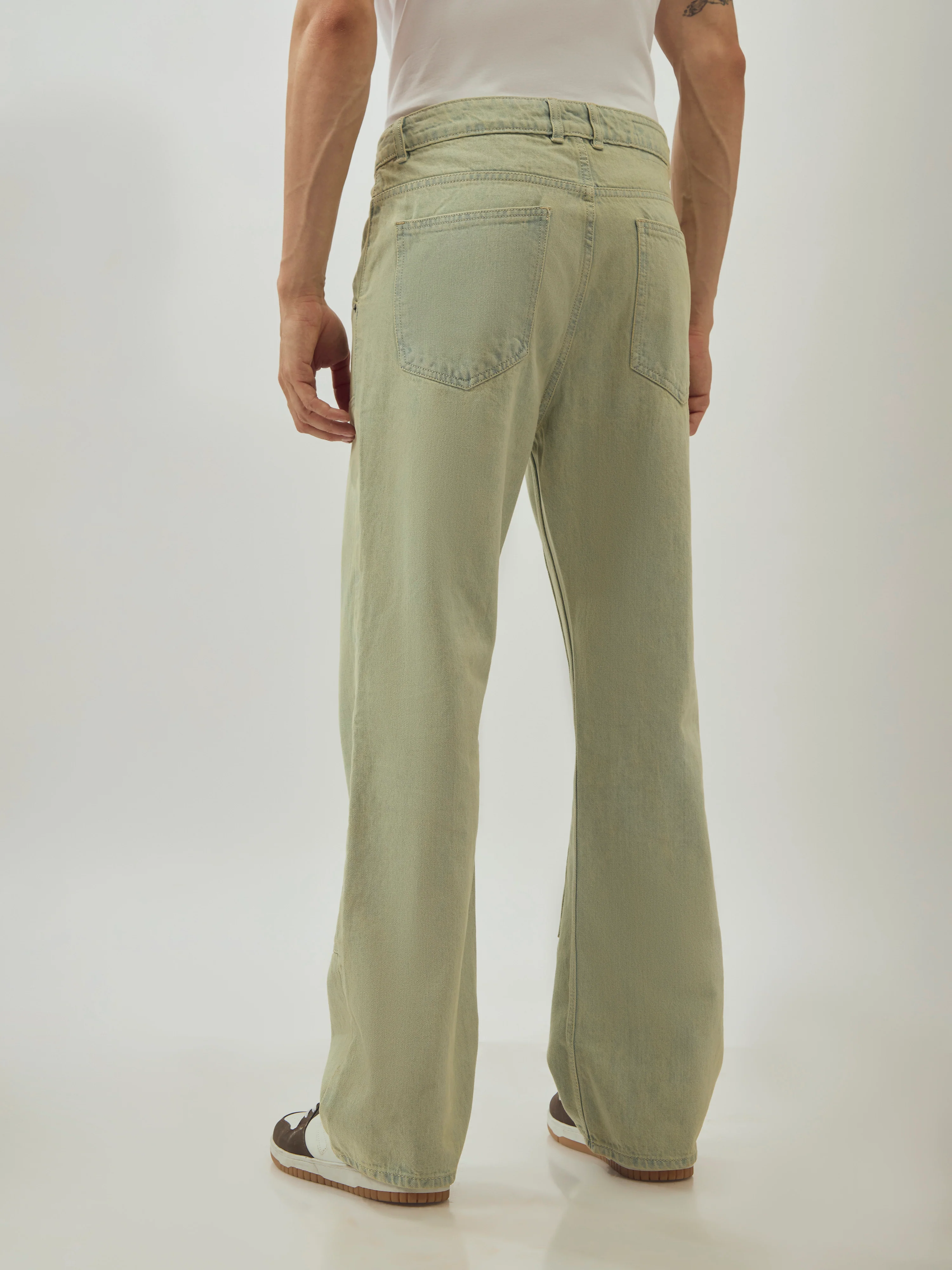 Retro - Flared Jeans - Stained Blue - Image 5