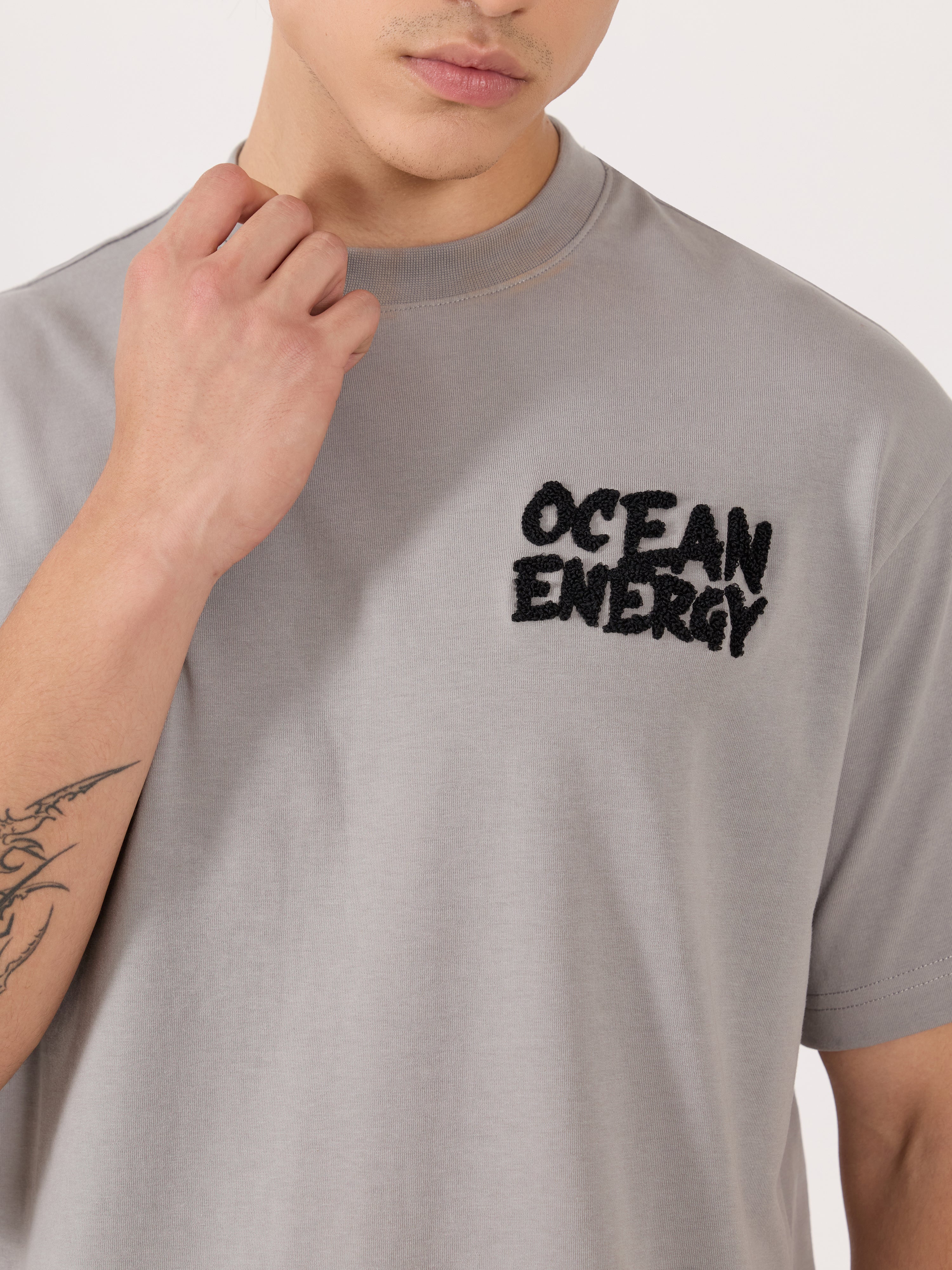 Sheldon - Ocean Energy Graphic Light Grey Loose Fit T-Shirt - Image 3