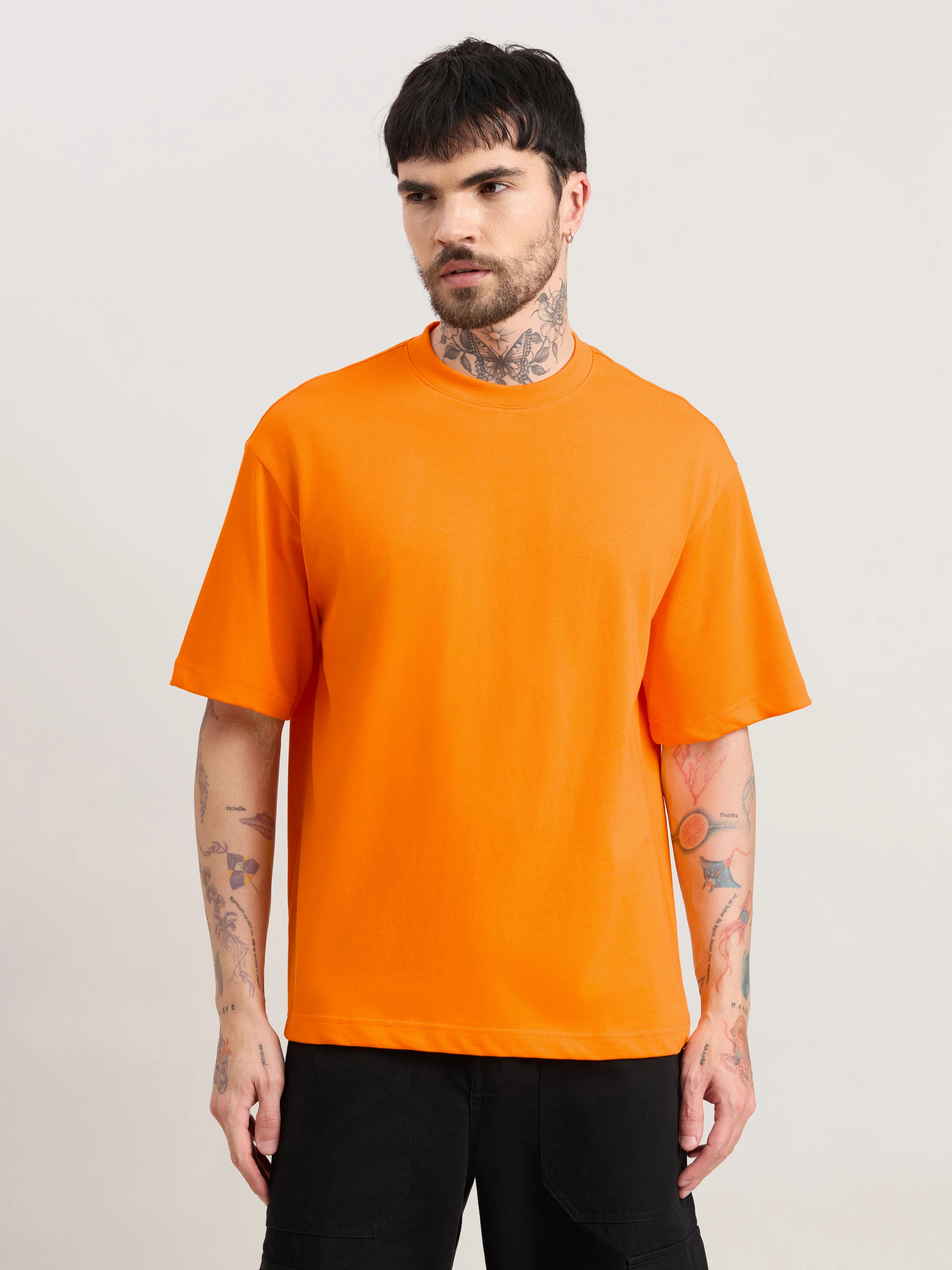 Vynora - Loose Fit  T-Shirt - Neon Orange - Image 4