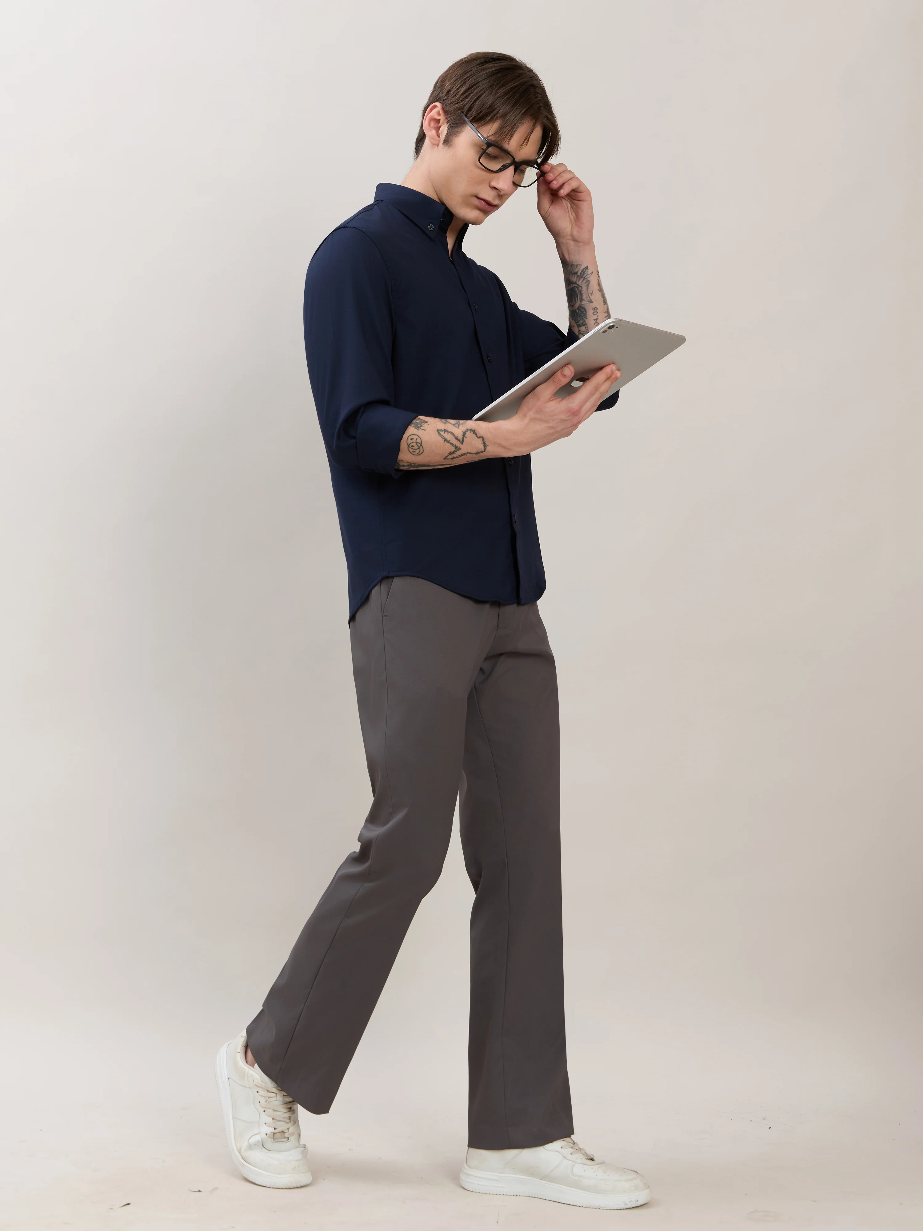Zero - Relaxed Fit Plain Shirt - Navy Blue - Image 2